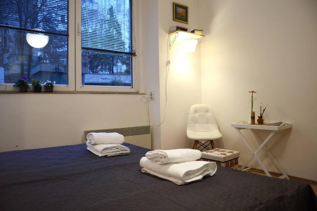 Ferienwohnung Atelier 12, Feeling Like An Artist! Promo Price Belgrad Exterior foto